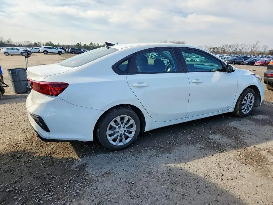 2021 KIA FORTE FE  