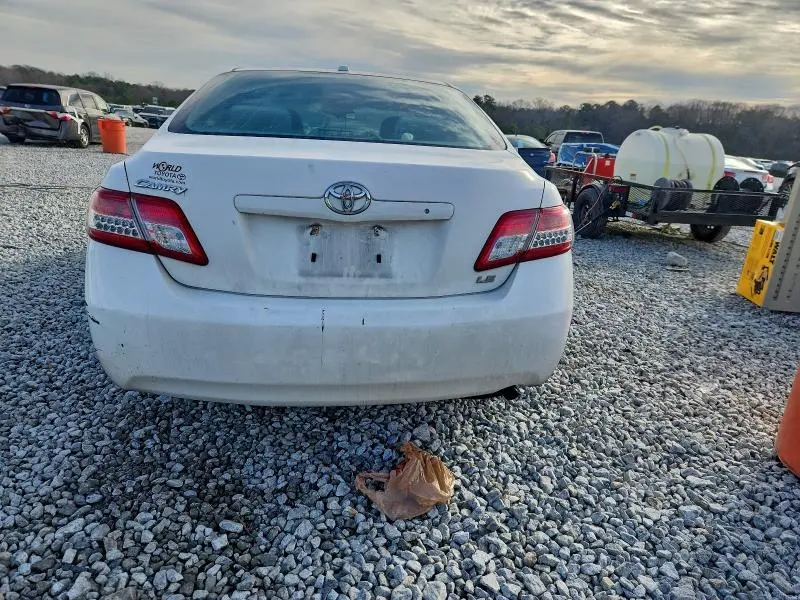 2011 TOYOTA CAMRY BASE  