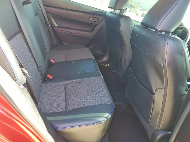 2017 TOYOTA COROLLA SE  