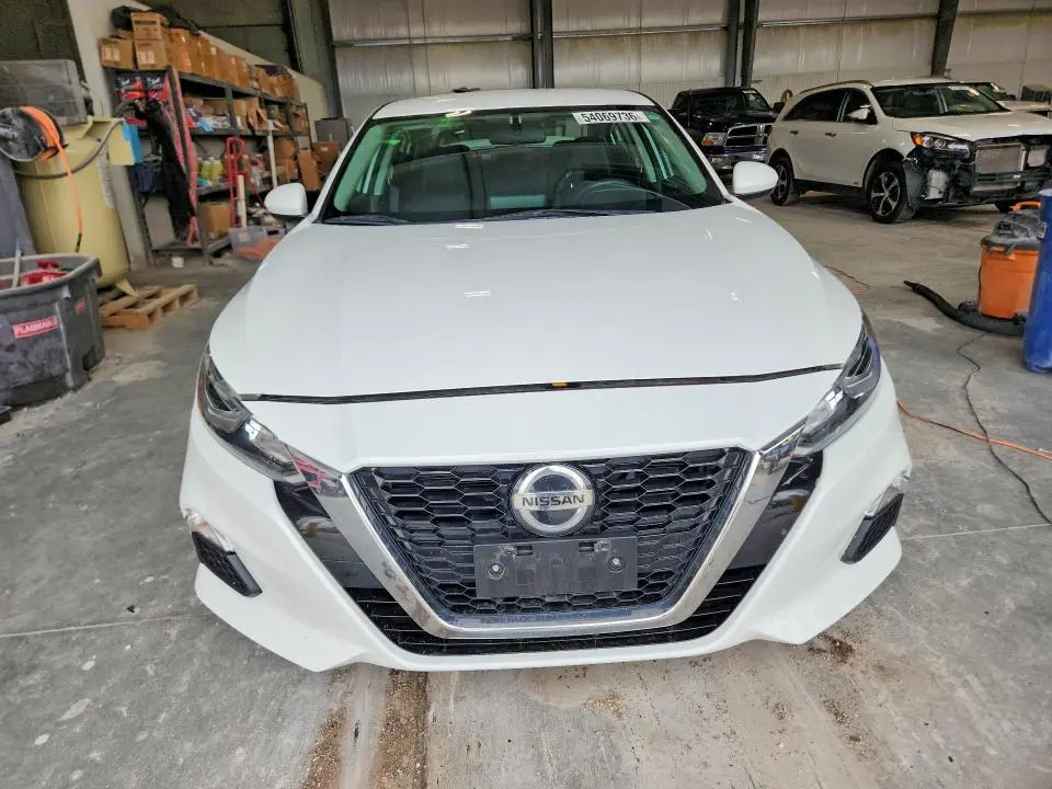 2019 NISSAN ALTIMA S  