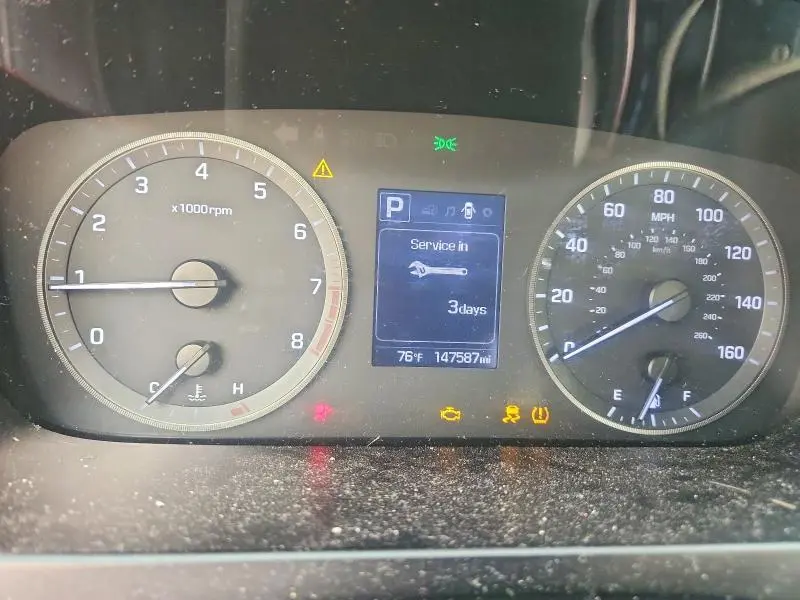2017 HYUNDAI SONATA SE  