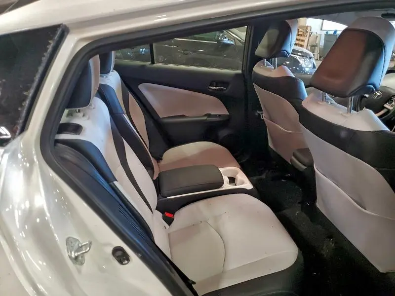 2017 TOYOTA PRIUS PRIME   