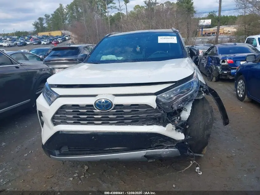 2020 TOYOTA RAV4 HYBRID XSE