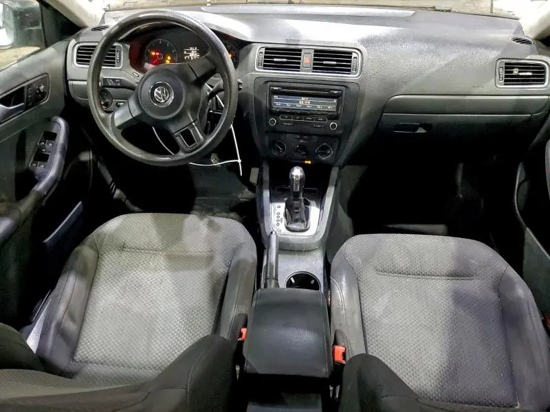 2013 VOLKSWAGEN JETTA BASE  