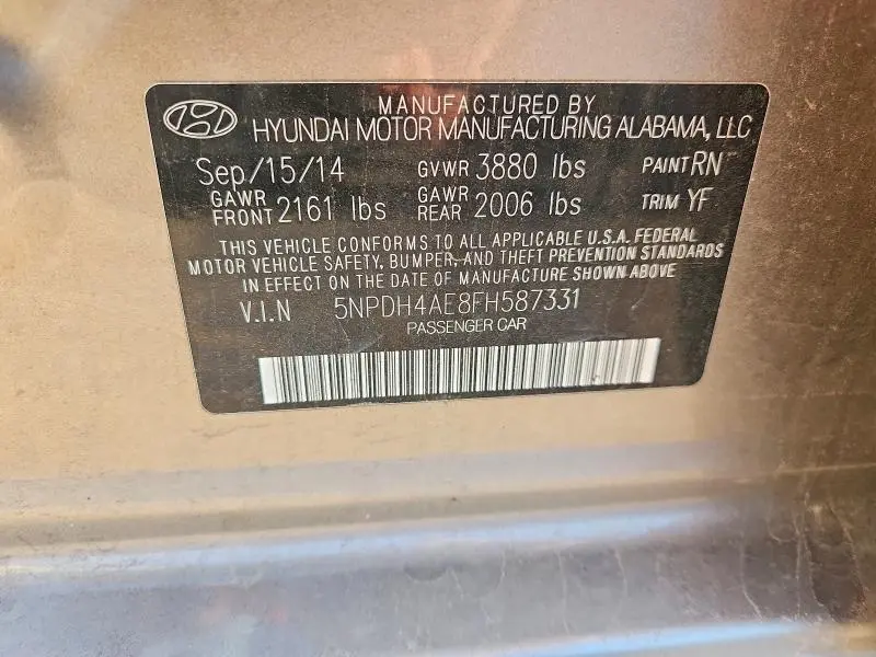 2015 HYUNDAI ELANTRA SE  