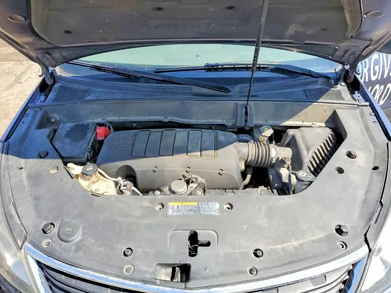 2014 CHEVROLET TRAVERSE LS  