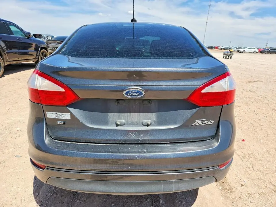2016 FORD FIESTA SE  