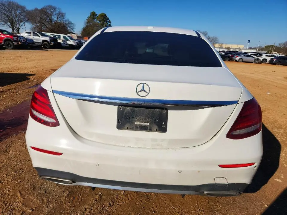 2017 MERCEDES-BENZ E 300  