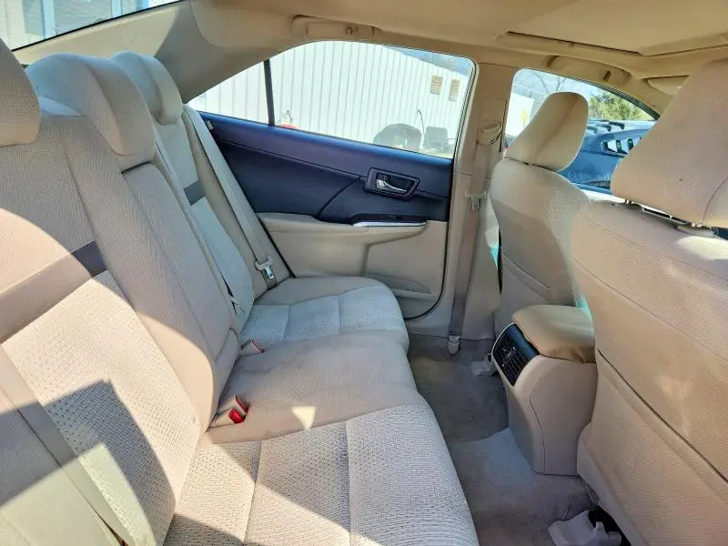 2014 TOYOTA CAMRY XLE  