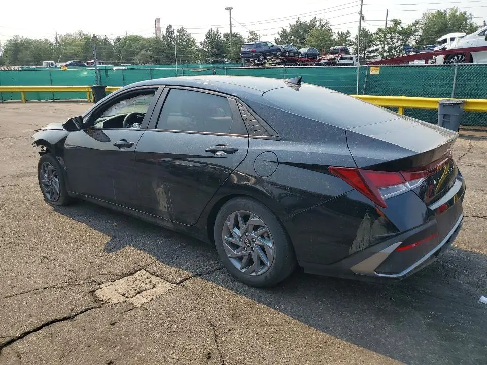 2024 HYUNDAI ELANTRA SEL  