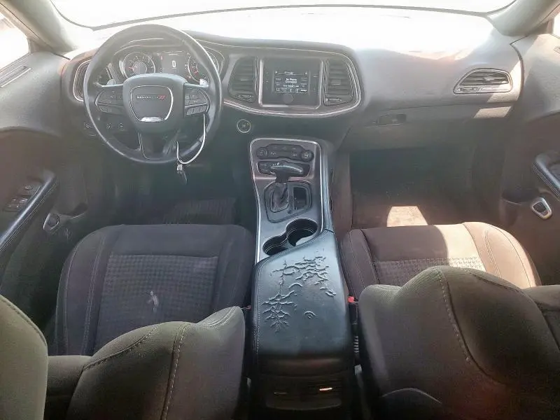 2015 DODGE CHALLENGER SXT  