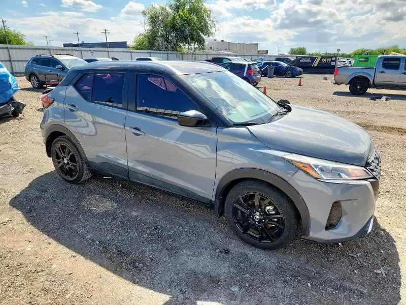 2021 NISSAN KICKS SV