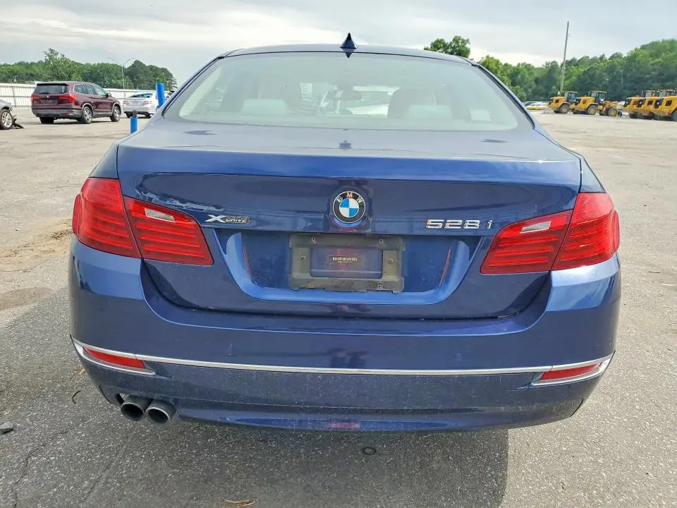 2016 BMW 528 XI  