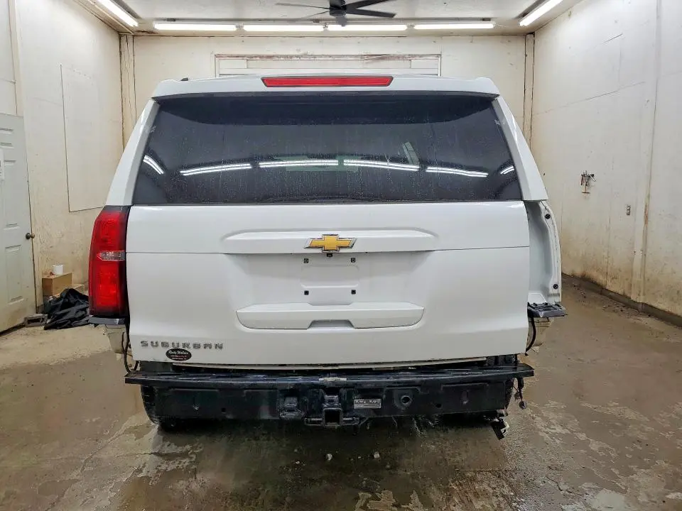 2016 CHEVROLET SUBURBAN C1500 LT  