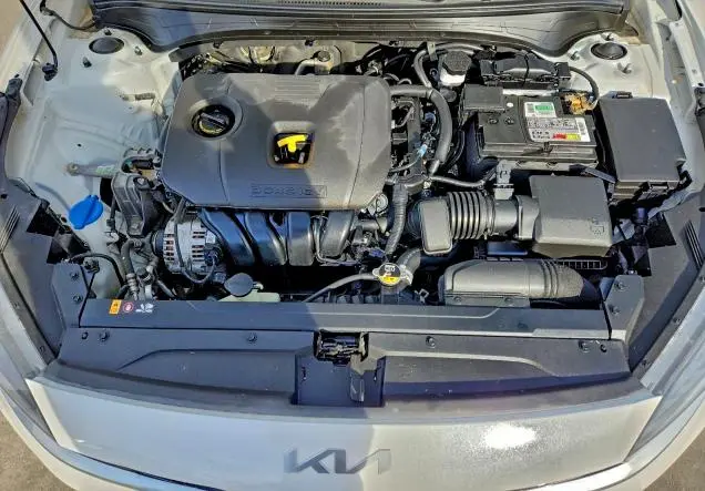 2023 KIA FORTE GT LINE  