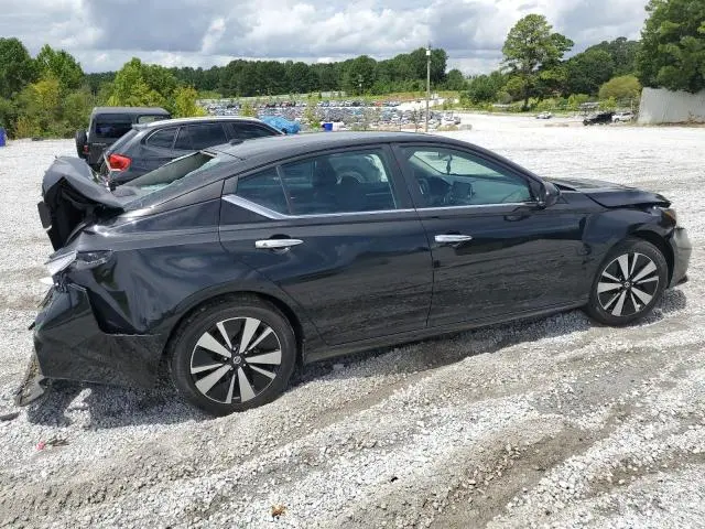 2021 NISSAN ALTIMA SV  