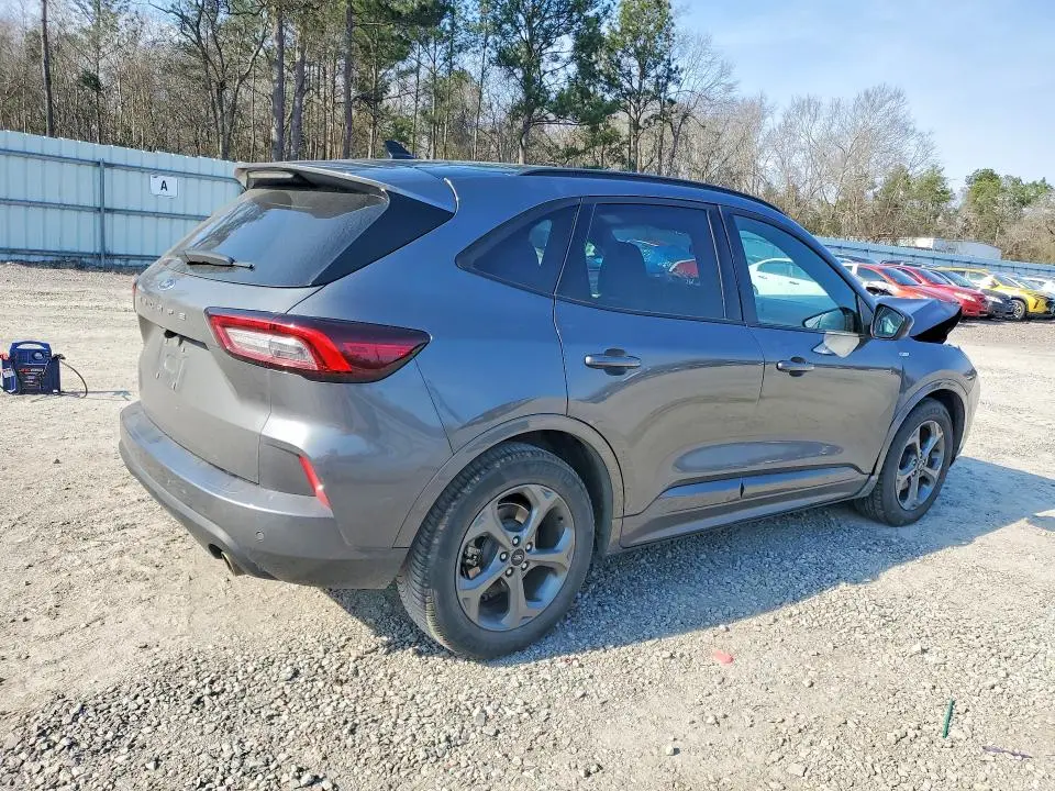 2023 FORD ESCAPE ST LINE  