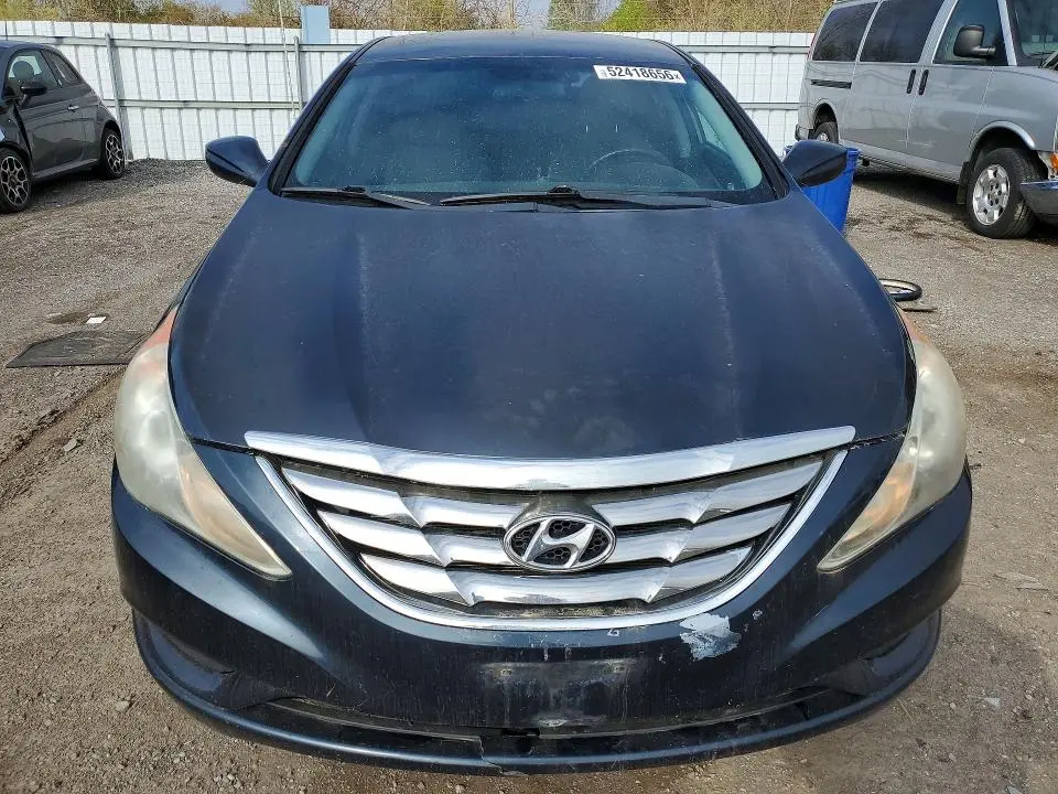 2011 HYUNDAI SONATA GLS  