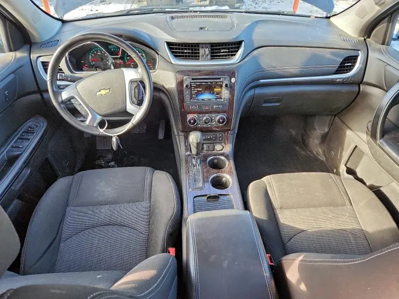 2017 CHEVROLET TRAVERSE LT  