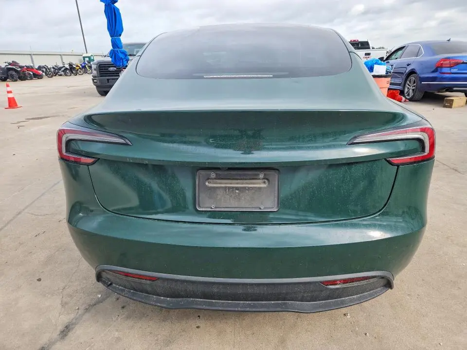 2024 TESLA MODEL 3   