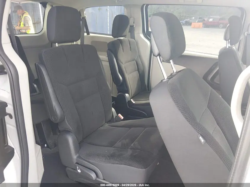 2018 DODGE GRAND CARAVAN SE