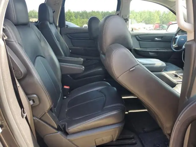 2016 CHEVROLET TRAVERSE LT  