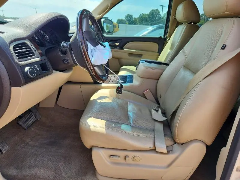 2011 GMC YUKON DENALI  