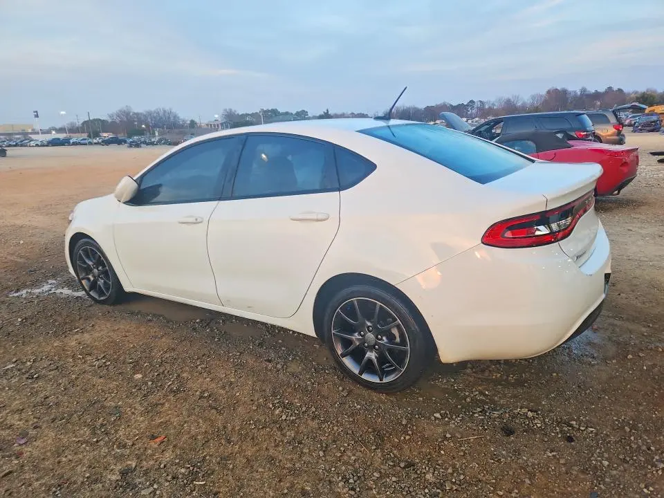2015 DODGE DART SE  