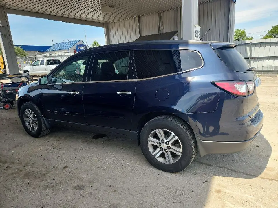 2015 CHEVROLET TRAVERSE LT  