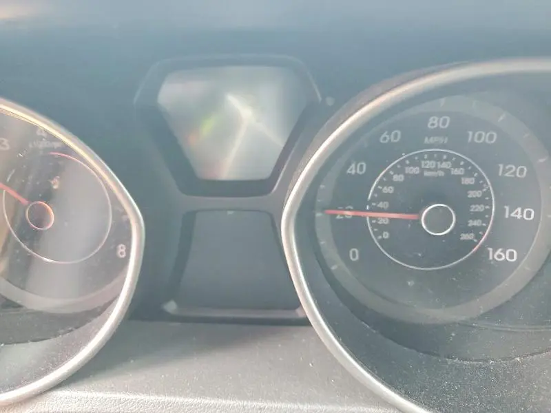 2011 HYUNDAI ELANTRA GLS  