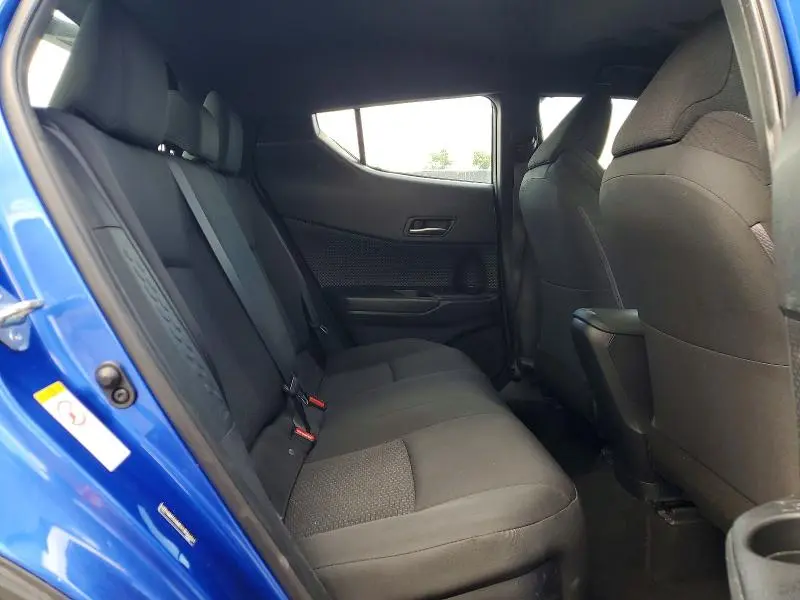 2018 TOYOTA C-HR XLE  