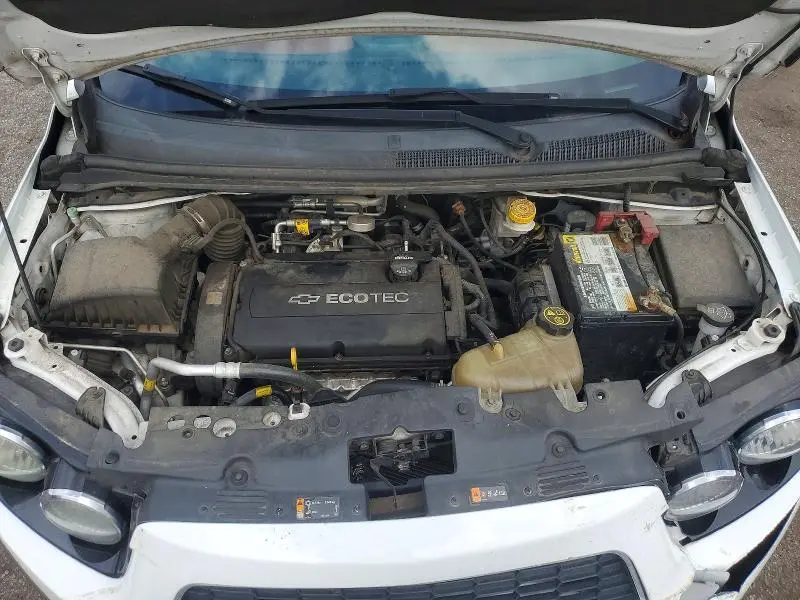 2016 CHEVROLET SONIC LT  