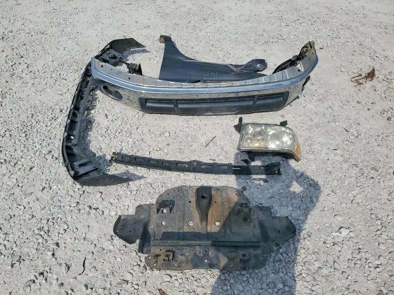 2011 TOYOTA TUNDRA GRADE  