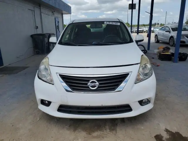 2013 NISSAN VERSA S  