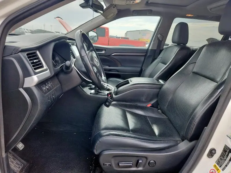 2015 TOYOTA HIGHLANDER LIMITED  