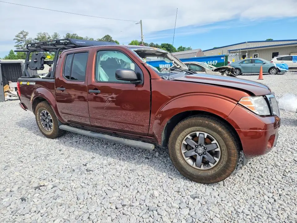 2016 NISSAN FRONTIER DESERT RUNNER  