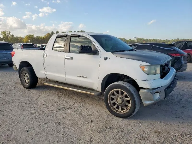 2011 TOYOTA TUNDRA DOUBLE CAB SR5  