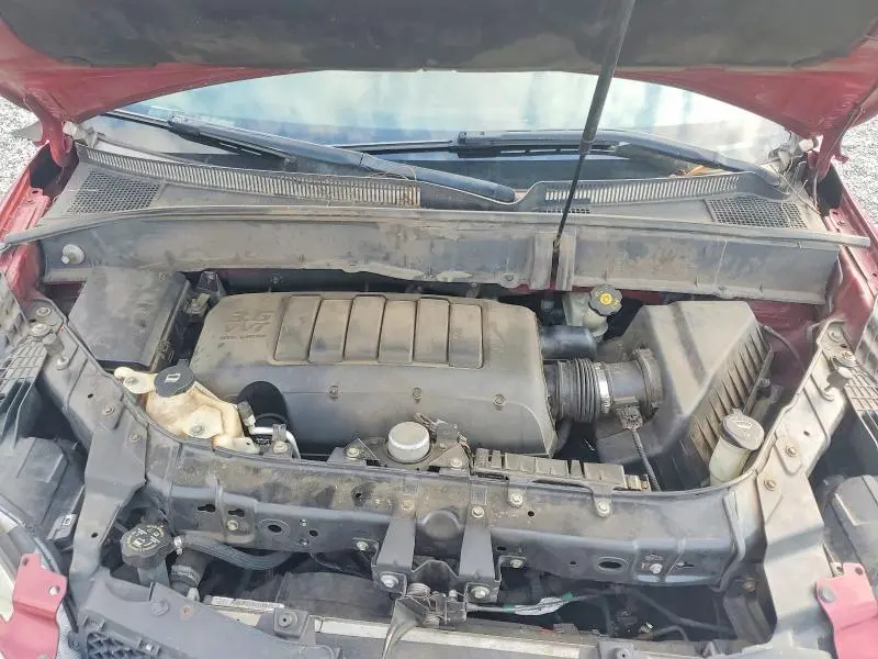 2010 CHEVROLET TRAVERSE LT  