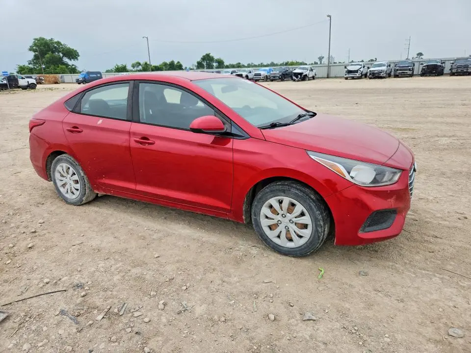 2019 HYUNDAI ACCENT SE  