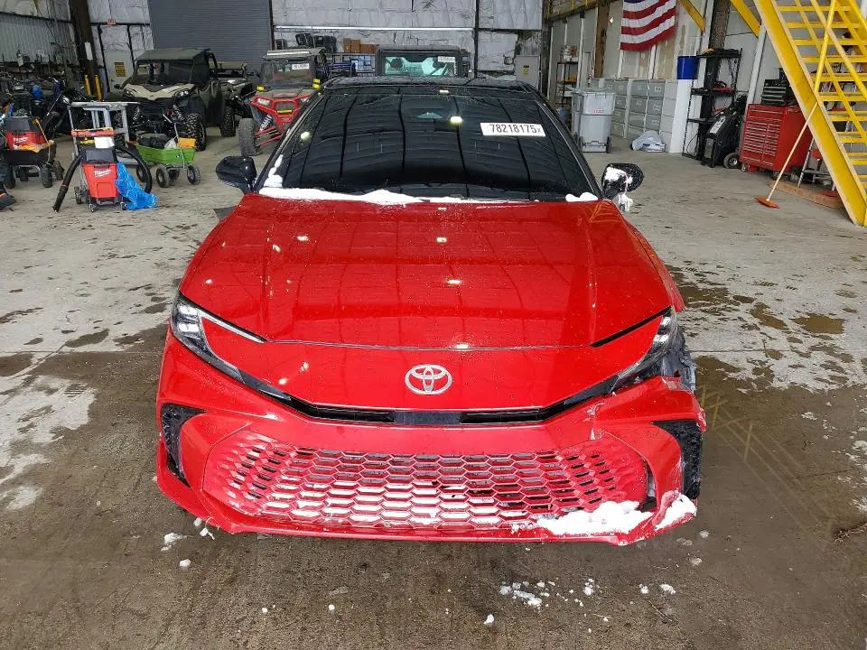 2025 TOYOTA CAMRY XSE  