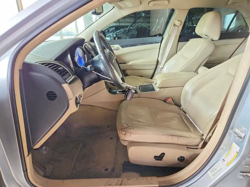 2013 CHRYSLER 300 LIMITED  