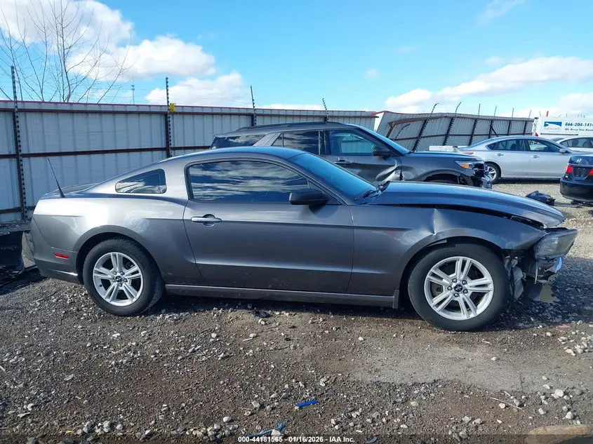 2014 FORD MUSTANG V6