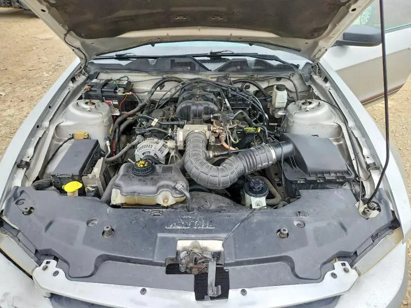 2010 FORD MUSTANG   