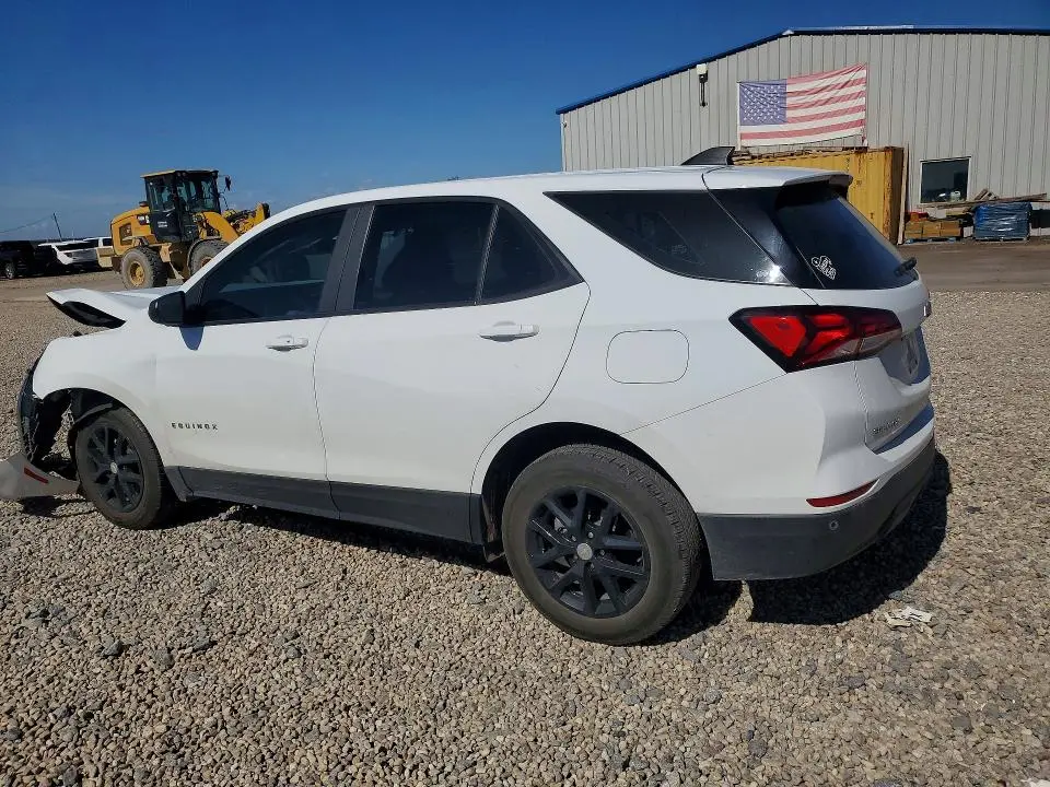 2022 CHEVROLET EQUINOX LS  