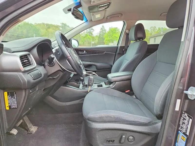 2016 KIA SORENTO LX V6  