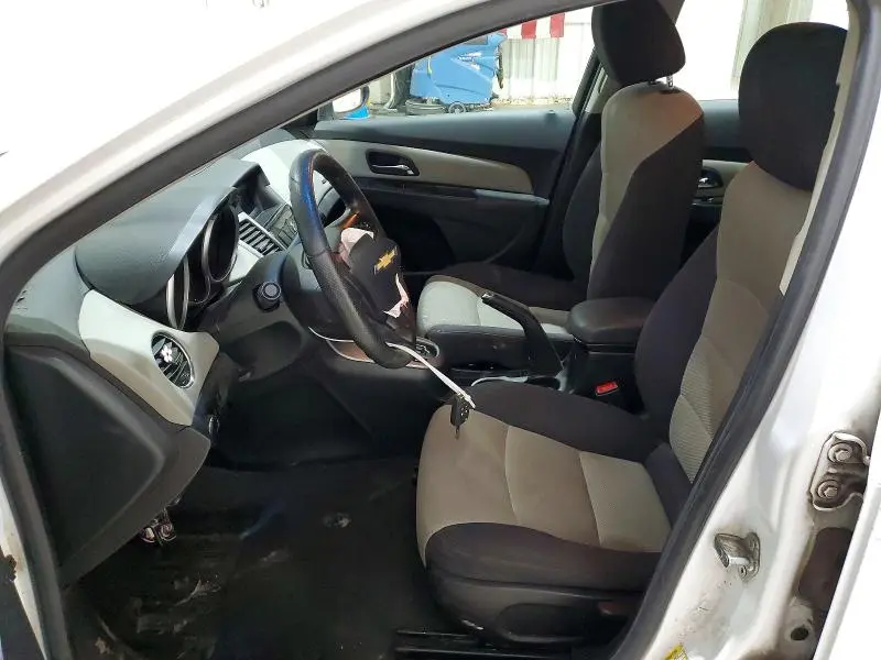 2013 CHEVROLET CRUZE LS  