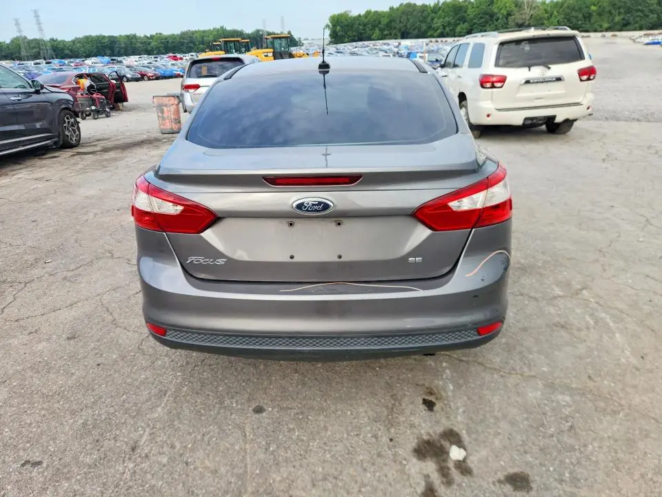 2012 FORD FOCUS SE  