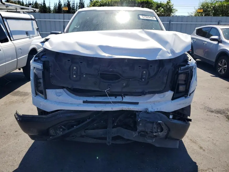 2024 FORD F150 LIGHTNING PRO  