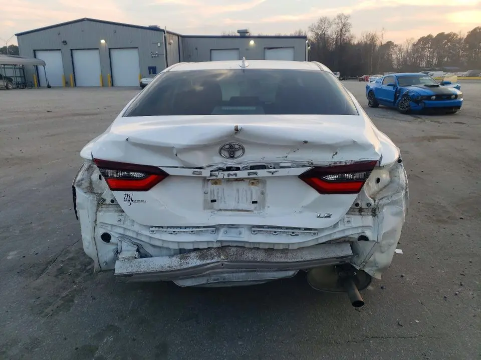2021 TOYOTA CAMRY LE  