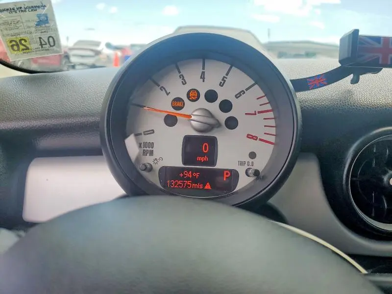 2012 MINI COOPER   